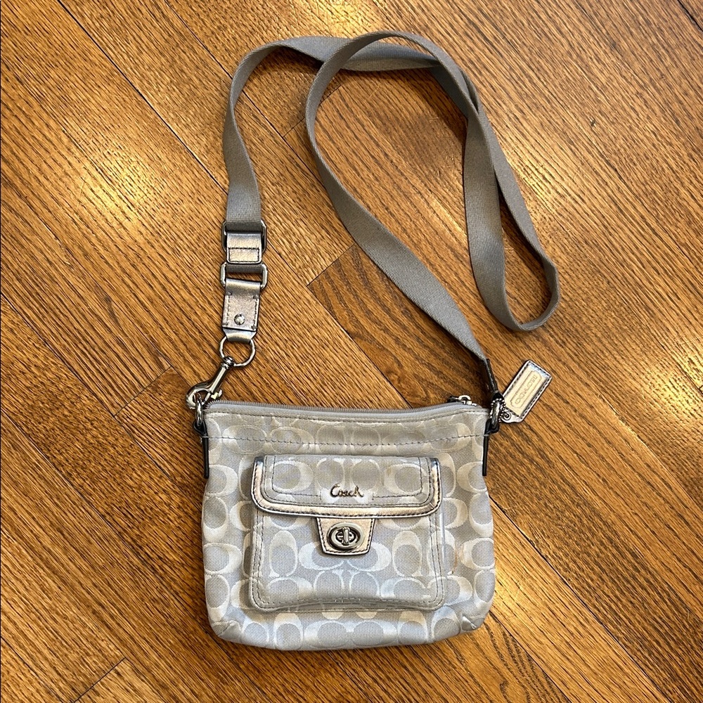 Coach Signature Swingpack Grey Crossbody Bag